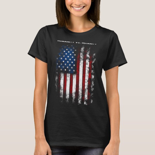 Camiseta Humanity Vs. Insanity Distressed American Patrioti (Anverso)