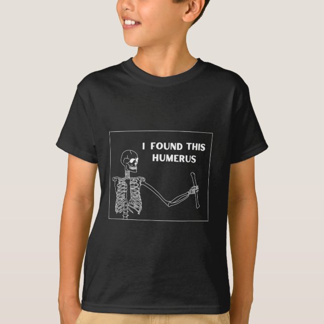 Camiseta Humerus Skeleton - Universidad Fun Halloween (Anverso)