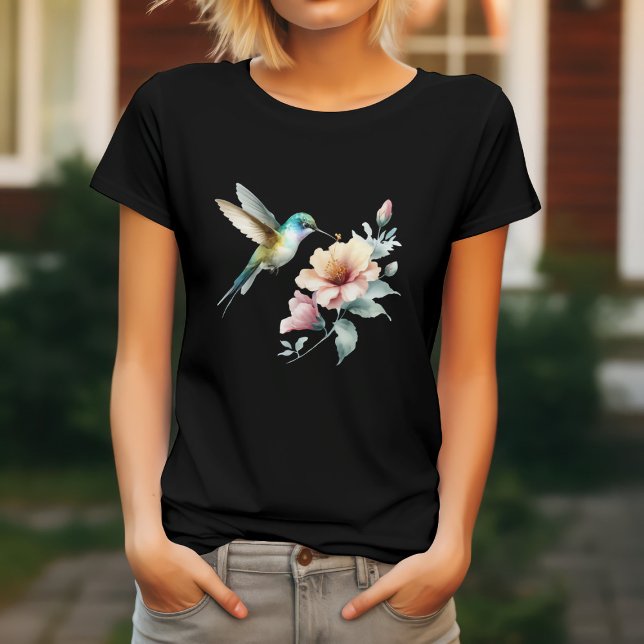 Camiseta Hummingbird Armonía con Hibiscus Elegante (Subido por el creador)