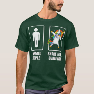 Camiseta Humor de sobreviviente de la cometa de serpiente u