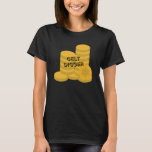 Camiseta Humor judío, Gelt Digger<br><div class="desc">Celebra la alegría de Hanukkah con nuestro diseño "Gelt Digger",  agregando un toque de humor judío a las festividades. Esta divertida obra de arte capta el espíritu alegre de la fiesta,  lo que la convierte en el regalo perfecto y divertido para Hanukkah.</div>