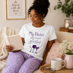 Camiseta Humor sobre Vino Mi médico dice que necesito gafas
