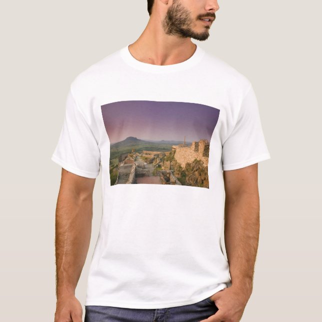 Camiseta HUNGRÍA, Región del lago Balaton, SZIGLIGET: (Anverso)