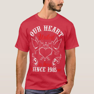 Camiseta Hus Wife Our Heart United In Love From 1985 Happy