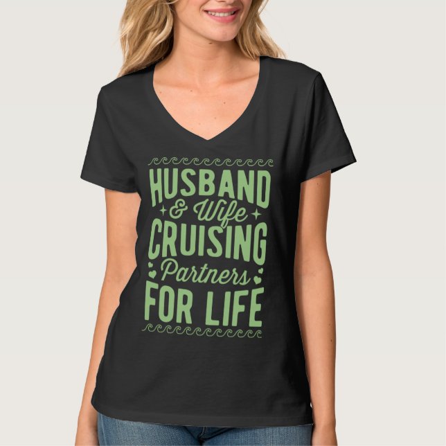Camiseta Husband And Wife Cruising Partners For Life Annive (Anverso)