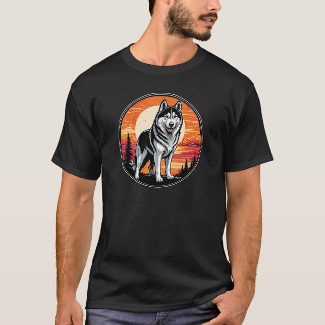 Camiseta Husky contra una vieja retro de atardecer (Anverso)