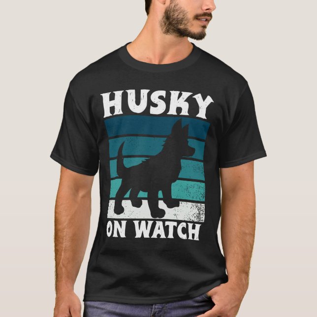 Camiseta Husky On Watch Essential (Anverso)