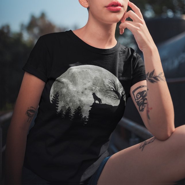 Camiseta Husky Stand On Mountain Spooky Halloween Moon (Subido por el creador)