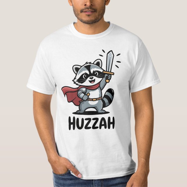Camiseta Huzzah Raccoon Knight Funny Sword (Anverso)