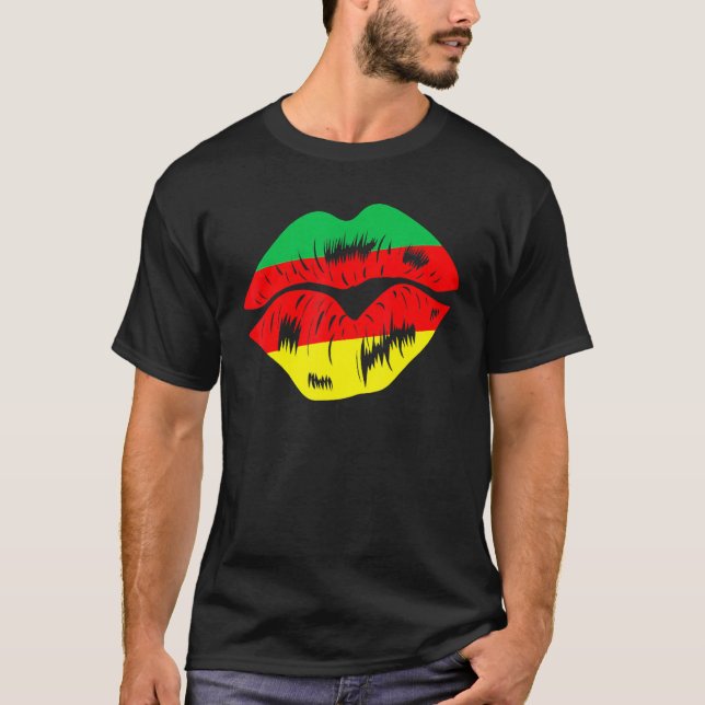 Camiseta I AM Black History Month Shirt Lips Red Green Gold (Anverso)