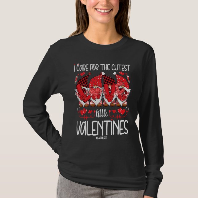Camiseta I Care For The Cutest Little Valentines Gnomes L&D (Anverso)