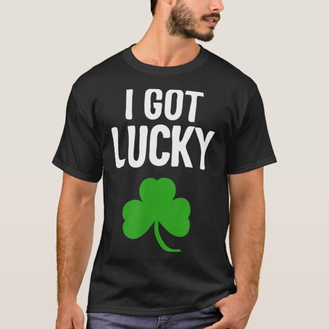 Camiseta I Got Lucky Dad St Patricks Day Pregnancy Announce (Anverso)