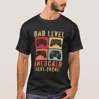 Camiseta I Leveled Up To Dad 2024 Promoted To Daddy Level U