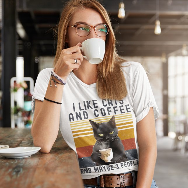 Camiseta I Like Cats and Coffee And maybe 3 People Cat Love (Subido por el creador)