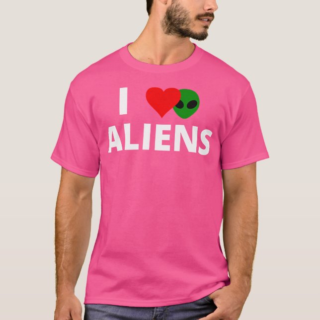 Camiseta I Love Aliens With A Red Heart And An Alien Behind (Anverso)