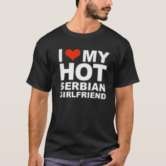 Camiseta I Love My Hot Serbian Girlfriend Valentine's Day S