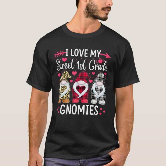 Camiseta I Love My Sweet 1st Grade Gnomies Teacher Gnome Va (Anverso)