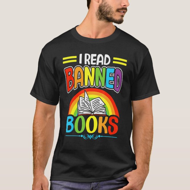 Camiseta I Read Banned Books Reading Library 5 (Anverso)