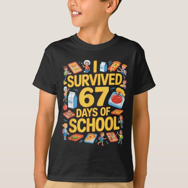 Camiseta I Survived 67 Days Of Cafeteria Chaos Lunch Lady F (Anverso)