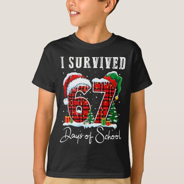 Camiseta I Survived 67 Days Of School Christmas Candy Cane  (Anverso)