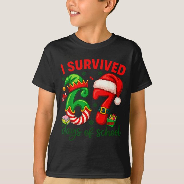 Camiseta I Survived 67 Days Of School Christmas Candy Cane  (Anverso)