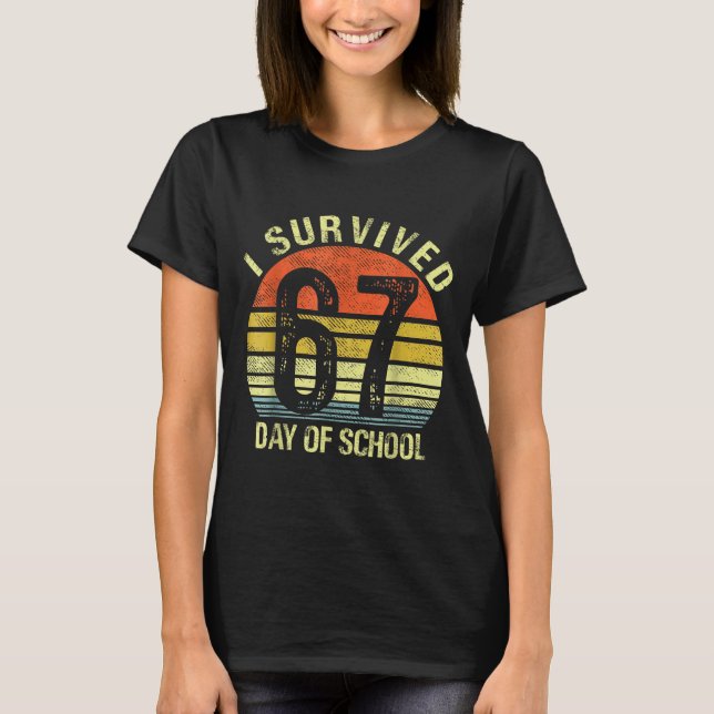 Camiseta I Survived 67 Days Of School Dabbing Six Seven Mem (Anverso)