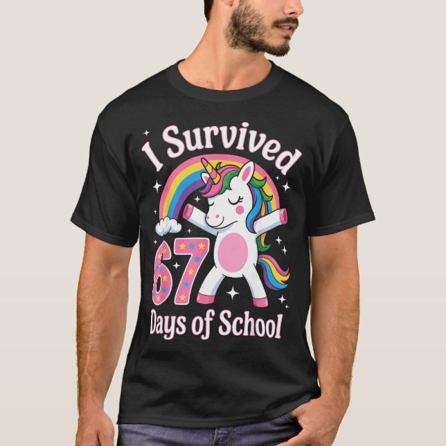 Camiseta I Survived 67 Days Of School Funny 67 Teachers Kid (Anverso)