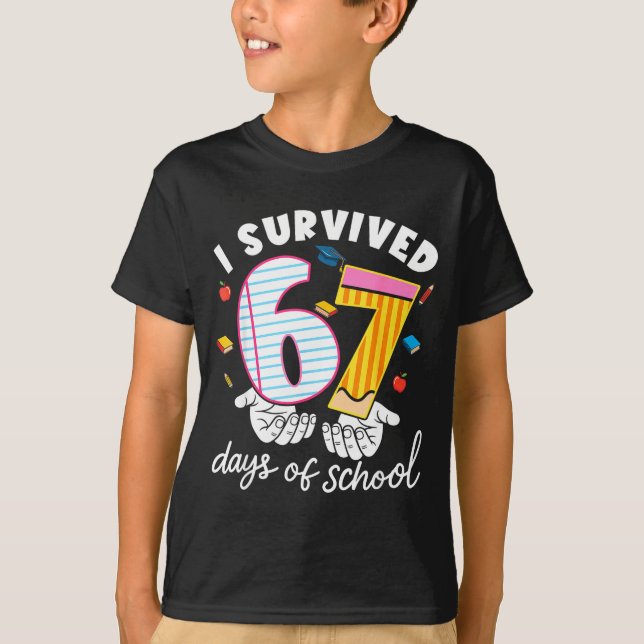 Camiseta I Survived 67 Days Of School Funny Cool Meme Stude (Anverso)