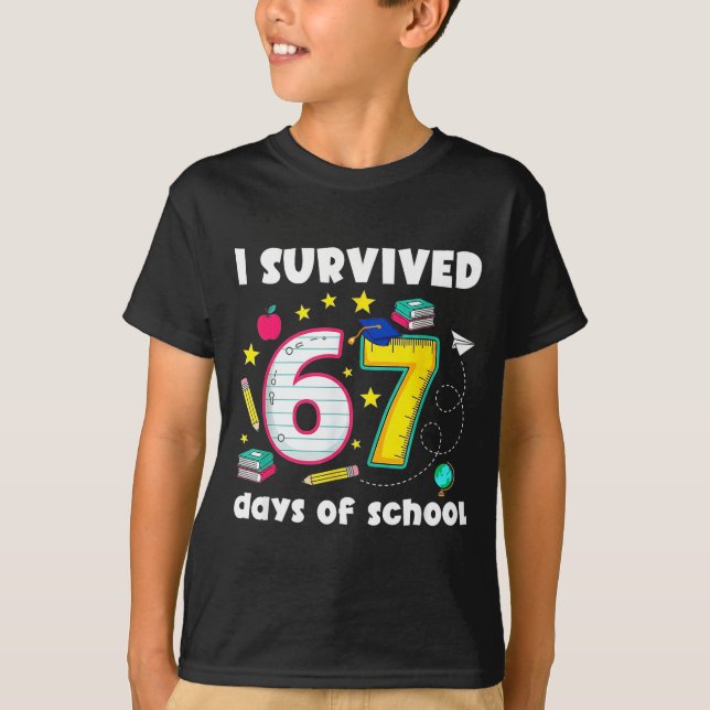 Camiseta I Survived 67 Days Of School Funny Meme Teacher St (Anverso)