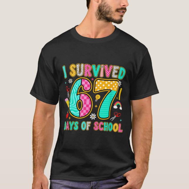 Camiseta I Survived 67 Days Of School Funny Meme Teacher St (Anverso)