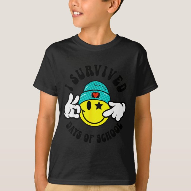 Camiseta I Survived 67 Days Of School Teachers Students Six (Anverso)
