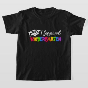 Camiseta I Survived Kindergarten 2023 Grad