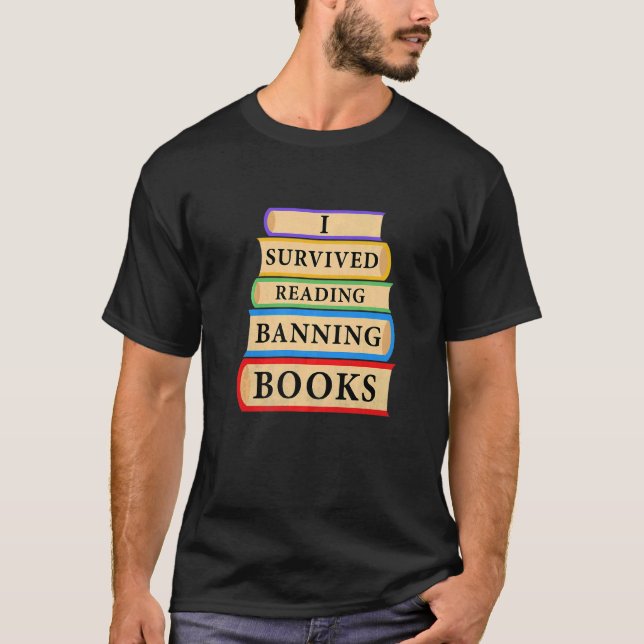 Camiseta I Survived Reading Banned Books Book  Bookaholic (Anverso)