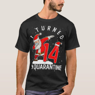 Camiseta I Turned 14 In Quarantine Dabbing Hipster Santa 14