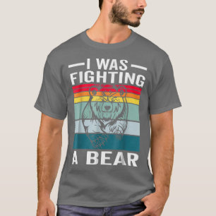 Camiseta I Was Fighting A Bear Funny Broken Arm Recovery Qu