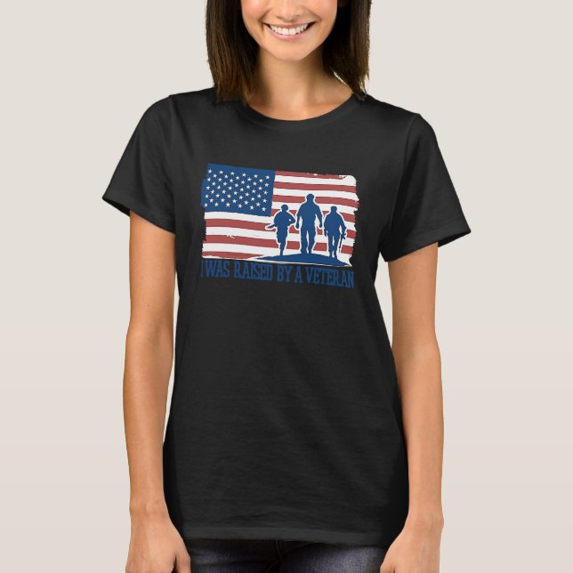 Camiseta I Was Raised By A Veteran Veterans Day (Anverso)