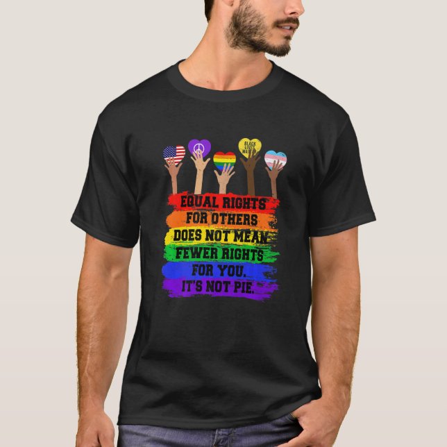 Camiseta Igualdad de derechos Lgbt Retro Fist Love It's Not (Anverso)
