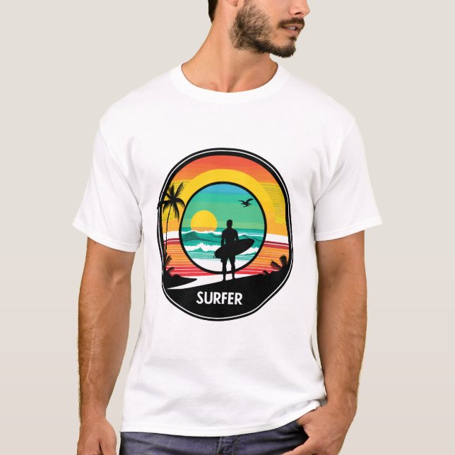 Camiseta Ilustración de círculo retro de playa al atardecer (Anverso)