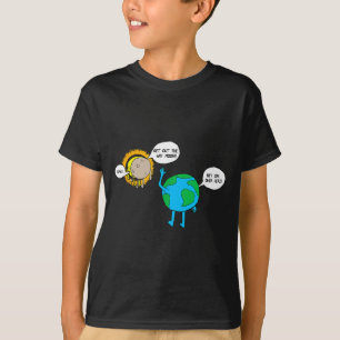 Camiseta Ilustración de eclipse solar total de dibujos anim