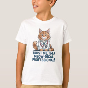 Camiseta Ilustración de gato divertido y médico con juego d