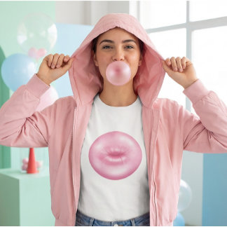 Camiseta Ilustración de labios con chicle rosa – Arte pop