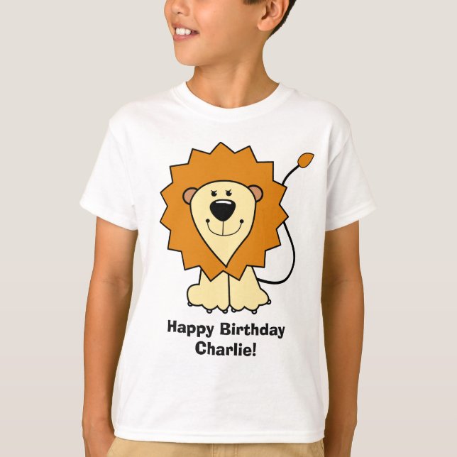 Camiseta Ilustración de león con texto personalizado en rop (Anverso)