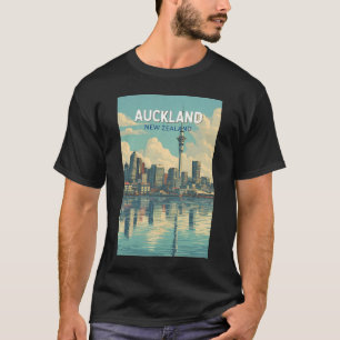 Camiseta Ilustración de viaje de arte retro de Auckland Nue
