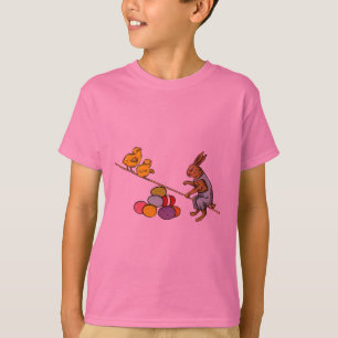 Camiseta Ilustración del conejo de Pascua poniendo huevos