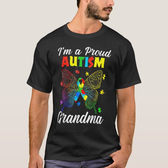 Camiseta I'm A Proud Autism Grandma Puzzle Ribbon Butterfly (Anverso)