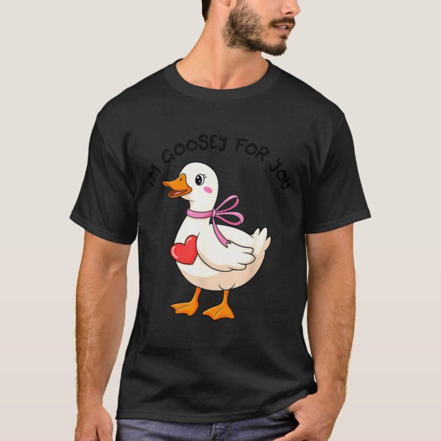 Camiseta I'm Goosey For You Coquette Valentine Goose  (Anverso)