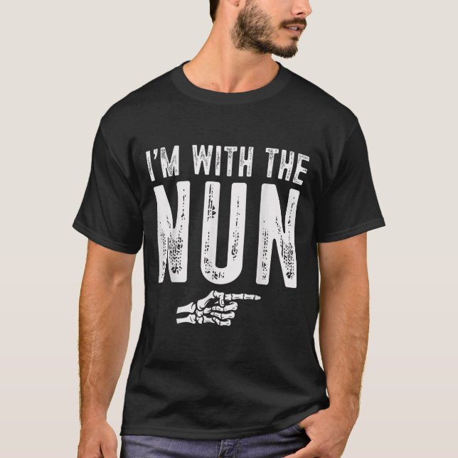 Camiseta I'm With The Nun Easy Costume Halloween Couples Ma (Anverso)