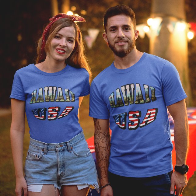 Camiseta Imagen de Hawaii y texto de bandera de Estados Uni (Hawaii Picture and USA Flag Text T-Shirt)