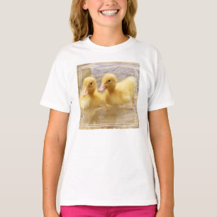 Camiseta Imágenes de Getty Pechuga amarilla difusa