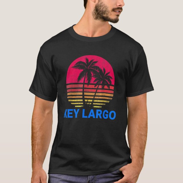 Camiseta Importante Largo Florida Beach Vacation Family Ret (Anverso)